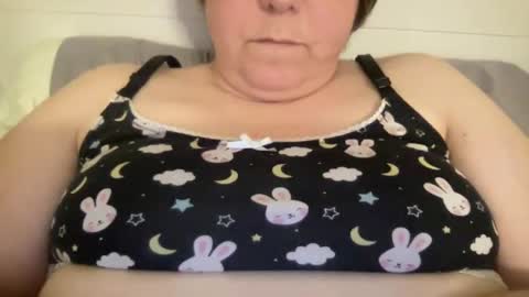 Snapshot of kylorencat chatting on December 28, 10:13 pm KYLO online show from December 28, 10:13 pm