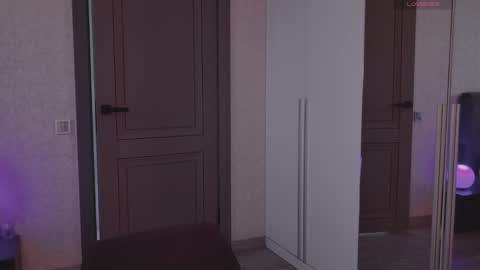 Kate online show from April 8, 12:18 pm