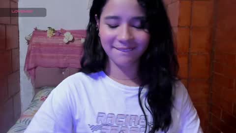 Snapshot of kyomi_beth chatting on January 13, 2:42 pm kyomi online show from January 13, 2:42 pm