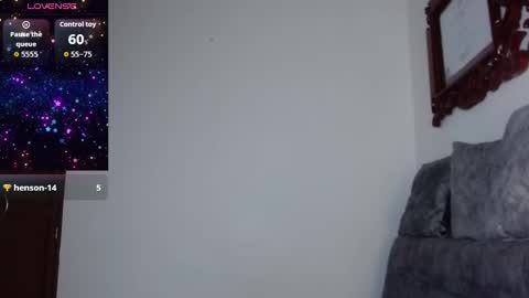 Snapshot of kyra_fox_ chatting on September 18, 1:20 pm Kyra online show from September 18, 1:20 pm