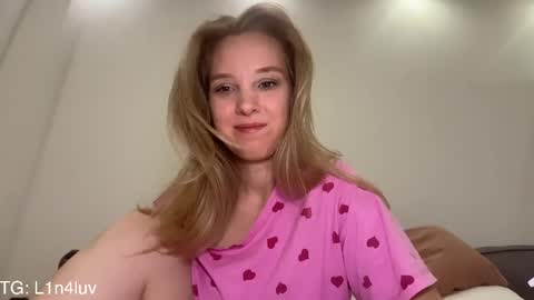 lina online show from June 2, 6:31 pm