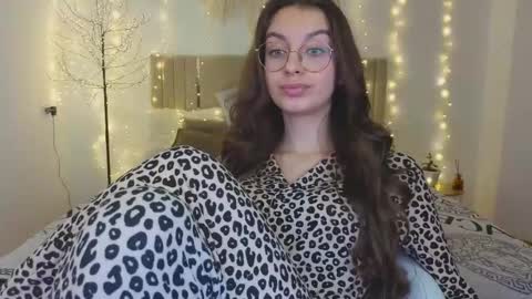 Margo  online show from December 17, 3:27 pm