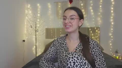 Margo  online show from December 20, 5:28 pm