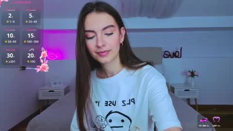 Snapshot of l1ttle_angel__ chatting on September 29, 10:59 pm Margo online show from September 29, 10:59 pm