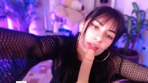 l_e_a online show from February 18, 5:42 am