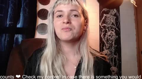 Snapshot of la_femme_fatale_ chatting on January 25, 11:00 pm Hanna FREE ONLYFANS online show from January 25, 11:00 pm