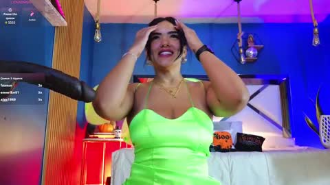 Snapshot of laady_brownn chatting on October 18, 11:57 am Cris online show from October 18, 11:57 am