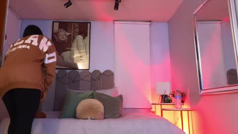 Cris  online show from December 26, 11:54 am