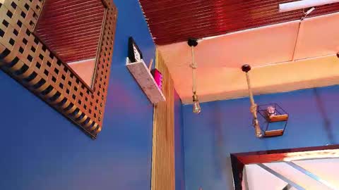 Cris  online show from February 9, 11:01 am