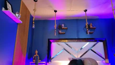 Snapshot of laady_brownn chatting on September 19, 11:53 am Cris online show from September 19, 11:53 am