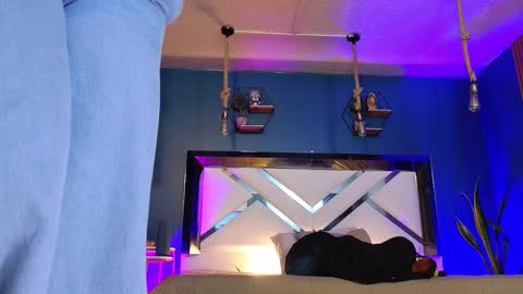 Snapshot of laady_brownn chatting on September 29, 12:10 pm Cris online show from September 29, 12:10 pm