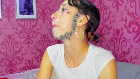 LABELLE online show from December 13, 7:48 am