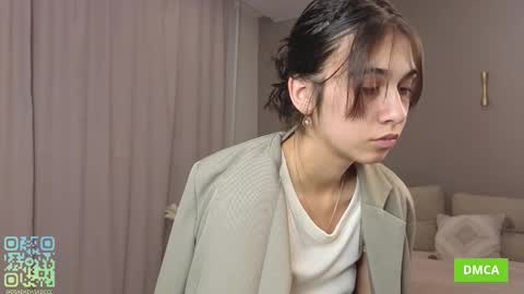 Mai online show from September 10, 4:18 pm
