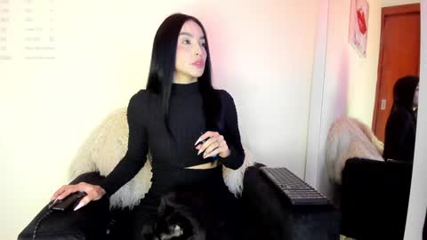 lace_victoria online show from January 25, 1:10 am
