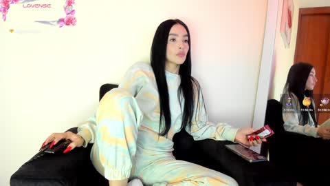 lace_victoria online show from January 10, 12:27 am