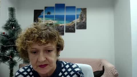 Snapshot of lada_abo_abo chatting on January 13, 8:26 am LADA online show from January 13, 8:26 am