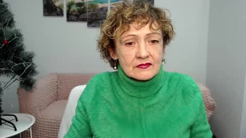 Snapshot of lada_abo_abo chatting on January 24, 7:51 am LADA online show from January 24, 7:51 am