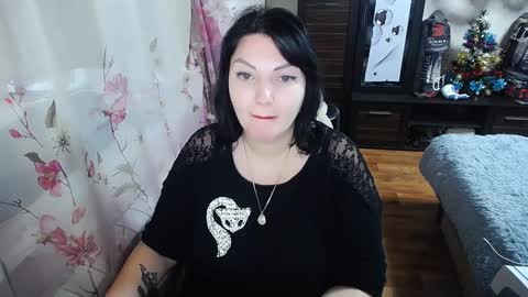 lady_boom_ online show from December 11, 12:12 pm
