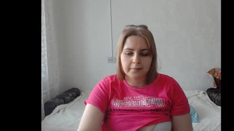 Snapshot of lady_cute_cat chatting on January 18, 5:31 am lady cute cat29 online show from January 18, 5:31 am