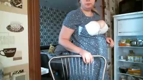 Snapshot of lady_cute_cat chatting on October 22, 4:06 am lady cute cat29 online show from October 22, 4:06 am