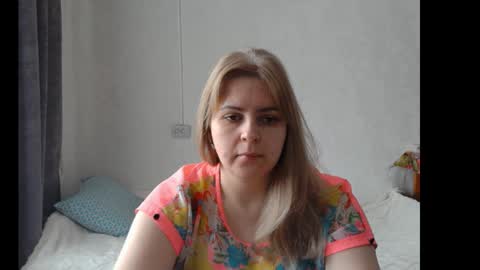 Snapshot of lady_cute_cat chatting on January 24, 4:27 am lady cute cat29 online show from January 24, 4:27 am
