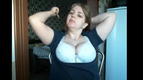 lady cute cat29 online show from December 1, 2:15 am