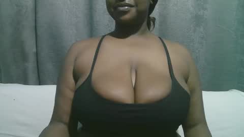 Snapshot of lady_dearra chatting on September 27, 2:41 am lady_dearra online show from September 27, 2:41 am