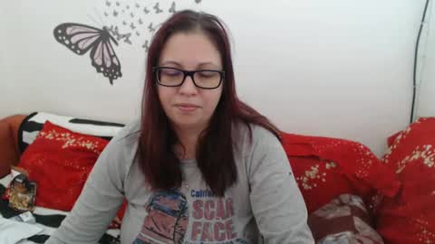 Snapshot of lady_hellene chatting on February 5, 11:23 am Lady Hellene online show from February 5, 11:23 am