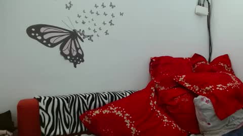 Snapshot of lady_hellene chatting on September 15, 3:09 pm Lady Hellene online show from September 15, 3:09 pm