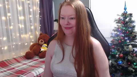 Snapshot of lady_inari chatting on December 25, 4:43 pm Angelika online show from December 25, 4:43 pm