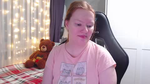 Snapshot of lady_inari chatting on January 19, 6:32 pm Angelika online show from January 19, 6:32 pm