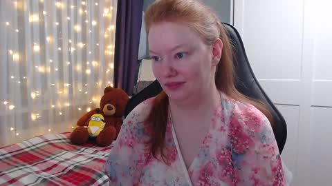 Snapshot of lady_inari chatting on January 10, 5:56 pm Angelika online show from January 10, 5:56 pm