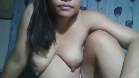 lady_love063 online show from October 18, 9:49 pm