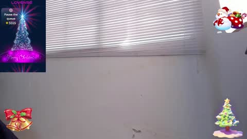 Snapshot of lady_miss__ chatting on December 15, 12:38 pm Lady Miss online show from December 15, 12:38 pm