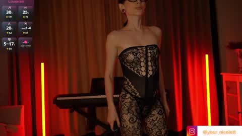 lady_nicolett online show from October 23, 6:08 am