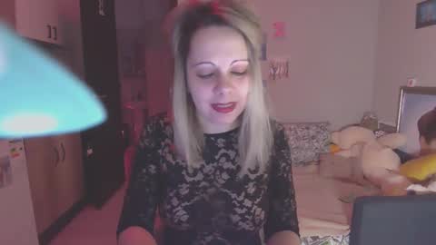 Snapshot of lady_smile69 chatting on March 11, 4:19 am lady_smile69 online show from March 11, 4:19 am