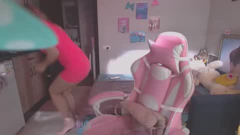 Snapshot of lady_smile69 chatting on March 4, 7:08 am lady_smile69 online show from March 4, 7:08 am