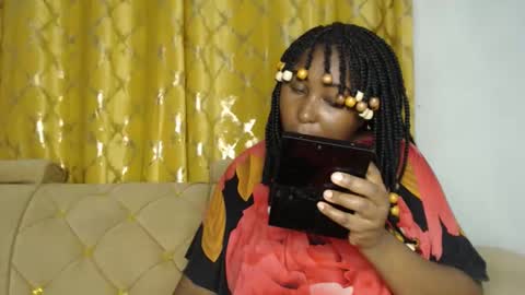 Maya online show from May 9, 11:29 pm