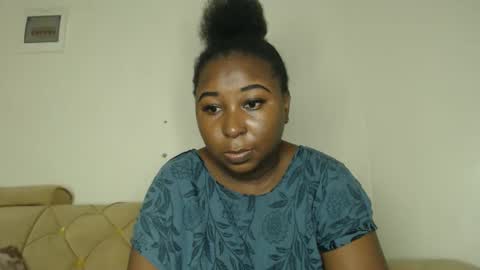 Maya online show from March 22, 7:09 pm