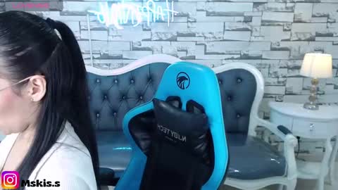 Lady Violet Bridgerton online show from January 7, 10:08 pm