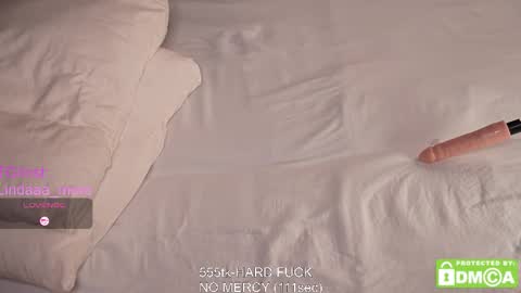 Snapshot of ladyangelic chatting on October 29, 3:47 pm Emma and Karina online show from October 29, 3:47 pm