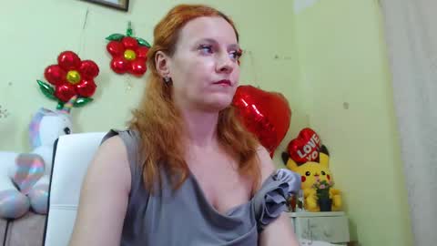 Sima Ladybigsmile online show from February 28, 9:55 pm