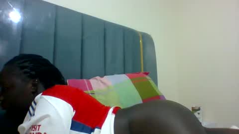 lindah32 online show from December 7, 9:44 pm