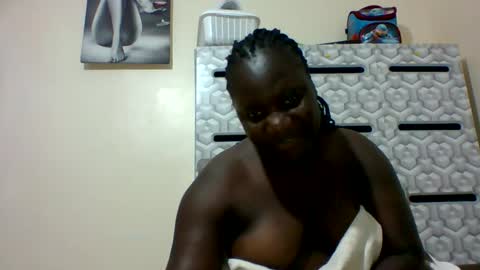 lindah32 online show from December 27, 6:10 pm