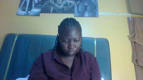 lindah32 online show from September 28, 2:51 am