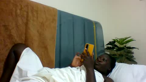 lindah32 online show from December 31, 12:21 am