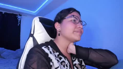  Lady  online show from December 15, 2:08 am