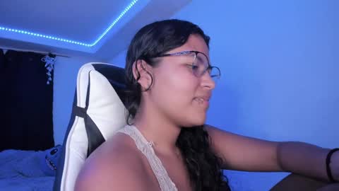  Lady  online show from December 30, 3:03 am