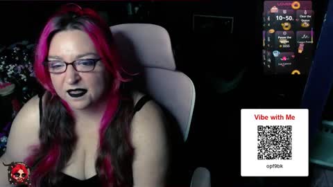 Snapshot of ladycelosia chatting on September 18, 2:32 am Lady Celosia online show from September 18, 2:32 am