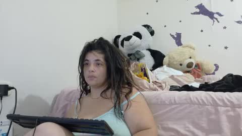 Snapshot of ladydeathz chatting on September 19, 10:53 pm ladydeathz online show from September 19, 10:53 pm
